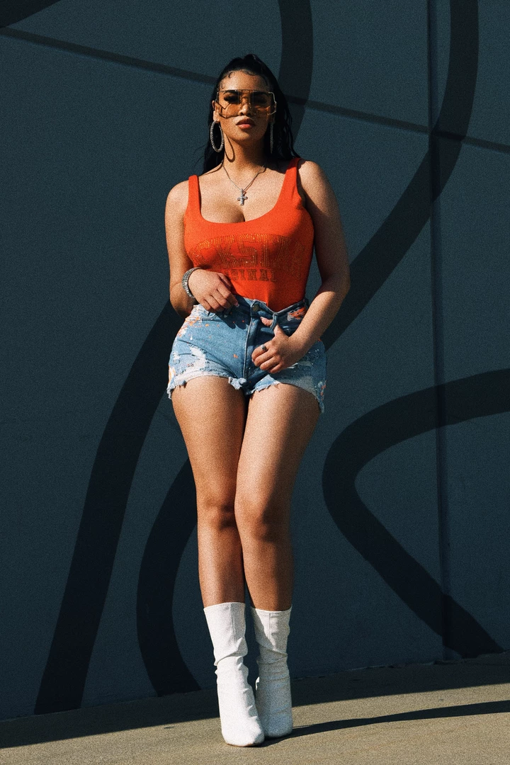 Best Pirce 🎁 WOMENS SHORTS KARYN DISTRESSED BOYFRIEND SHORT-LIGHT WASH Best Seller 🤩 3 WOMENS SHORTS KARYN DISTRESSED BOYFRIEND SHORT-LIGHT WASH Best Seller