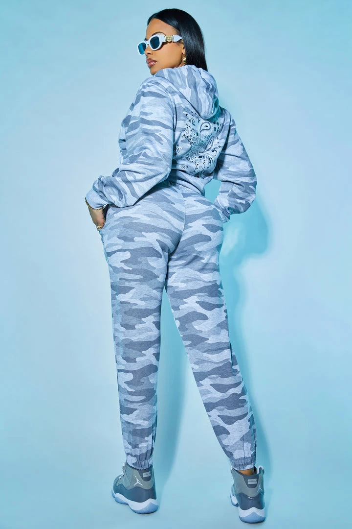 Brand new 😀 WOMENS TRACK SETS INDIRA CAMO OVERSIZED TRACKSET-LIGHT GREY 🎁 4 WOMENS TRACK SETS INDIRA CAMO OVERSIZED TRACKSET-LIGHT GREY